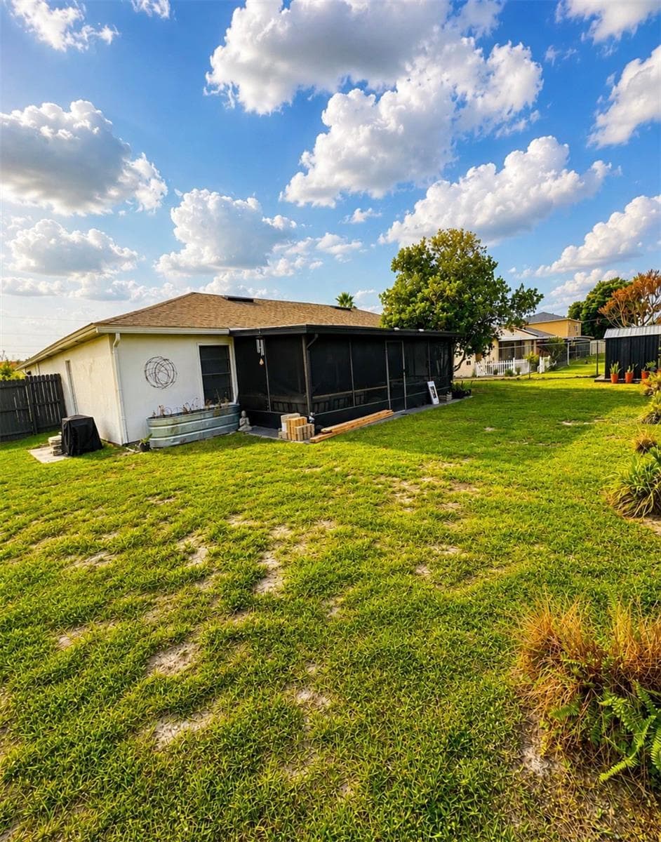 Back yard view 2 - 906 SAN PAULO WAY, KISSIMMEE