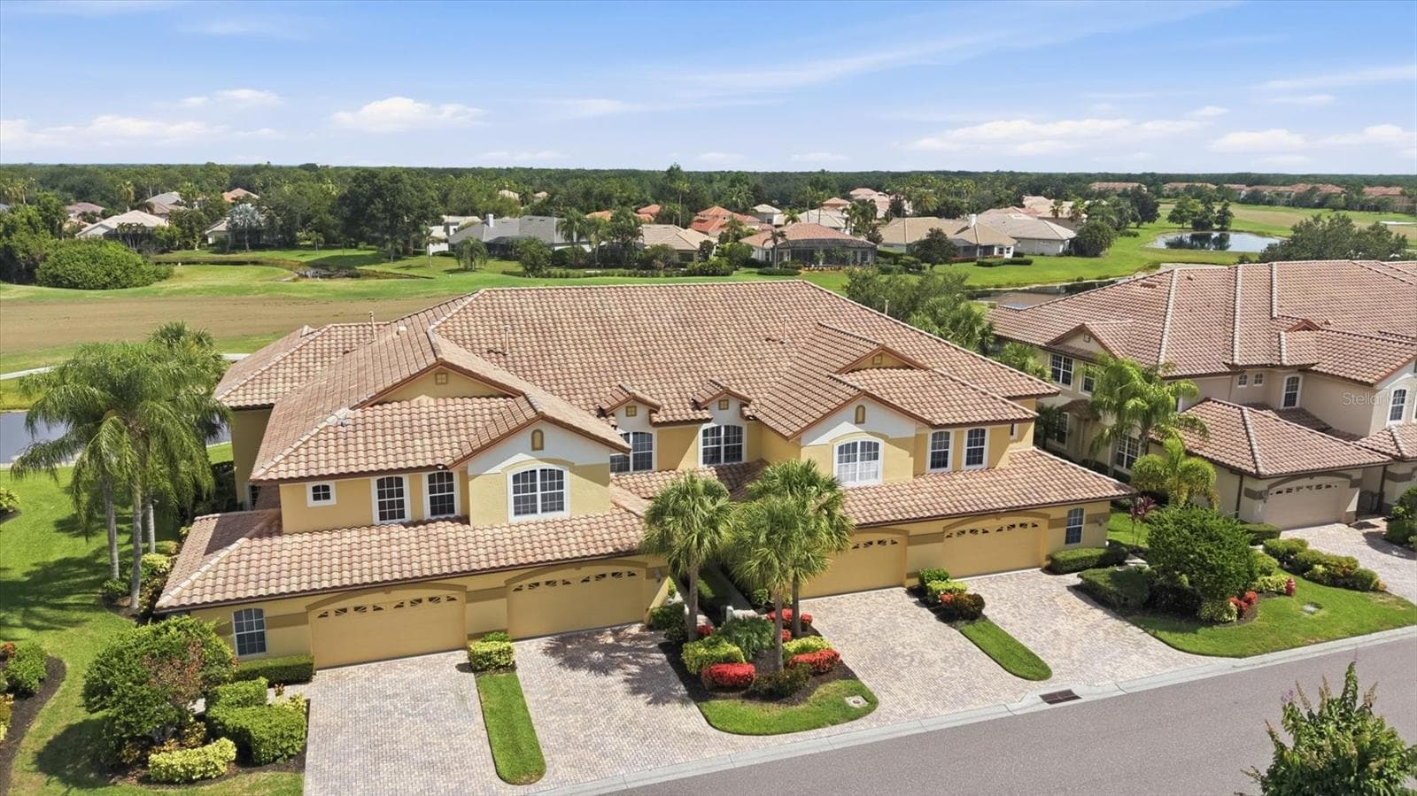 Townhouse at 8434 MIRAMAR WAY, LAKEWOOD RANCH, photo 3 of 35