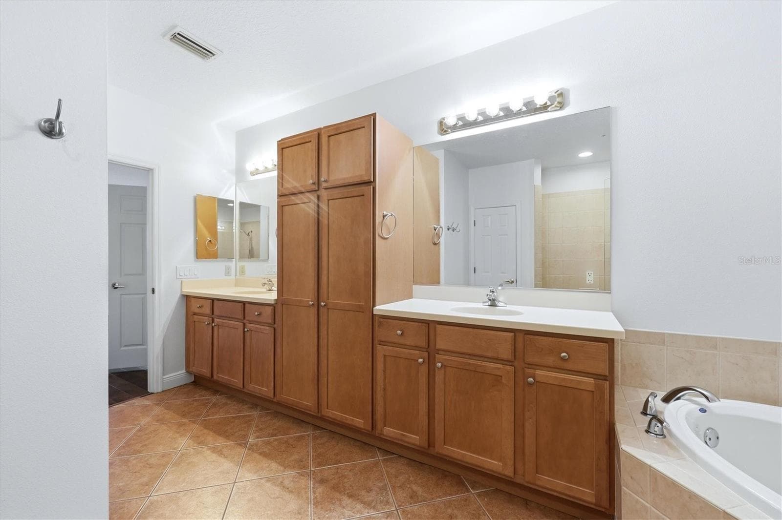 Townhouse at 8434 MIRAMAR WAY, LAKEWOOD RANCH, photo 17 of 35