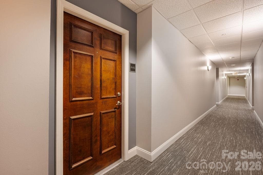Condominium at 300 W 5th Street, Charlotte, photo 29 of 42