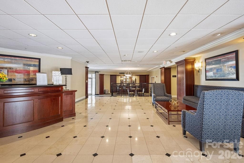 24 Hour Concierge - 300 W 5th Street, Charlotte