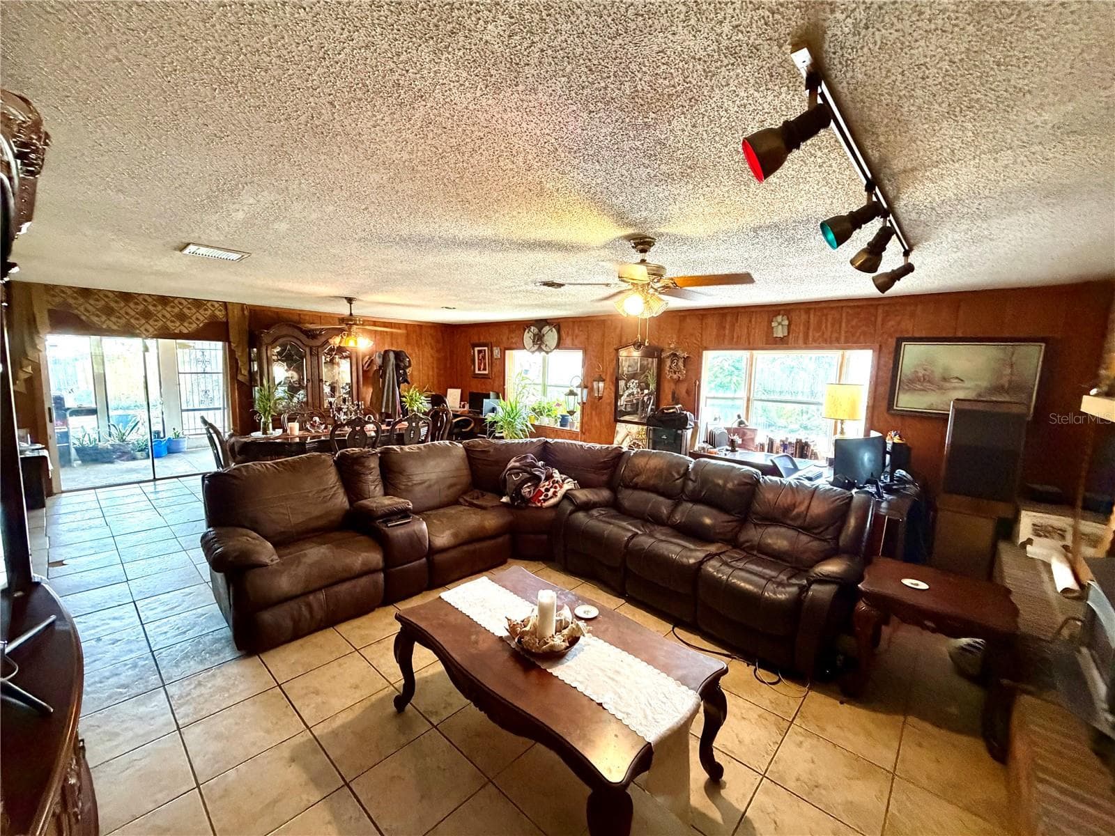 Single Family Residence at 5832 ELON DR, ORLANDO, photo 16 of 50