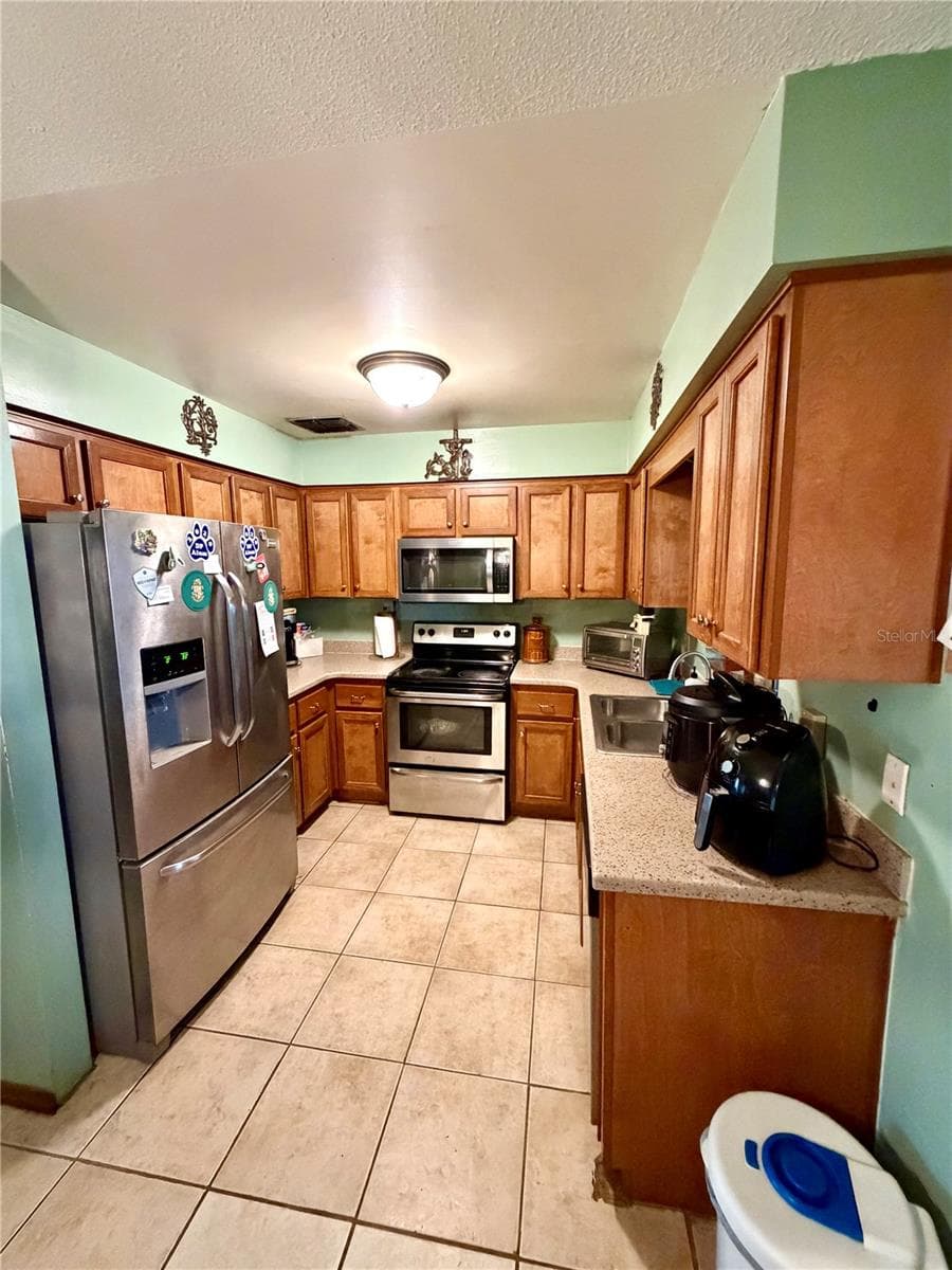 Single Family Residence at 5832 ELON DR, ORLANDO, photo 17 of 50