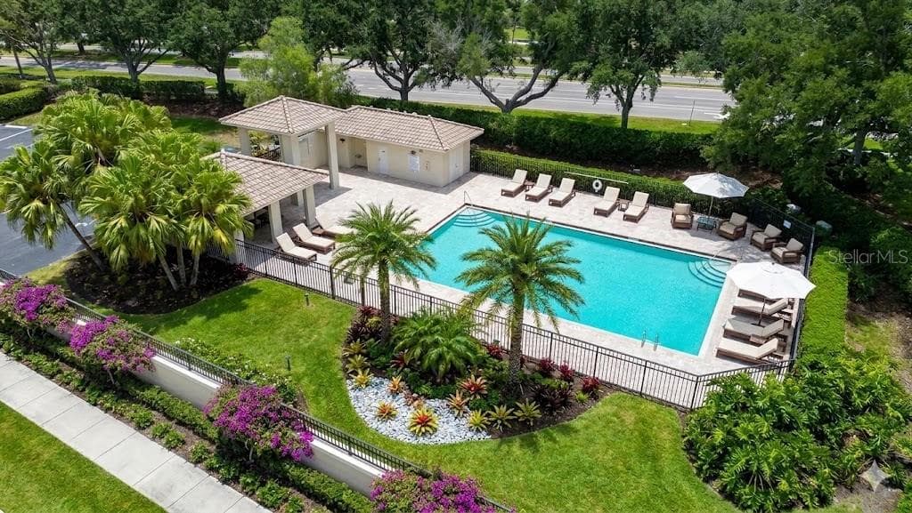 Single Family Residence at 7462 FEATHERSTONE BLVD, SARASOTA, photo 9 of 52