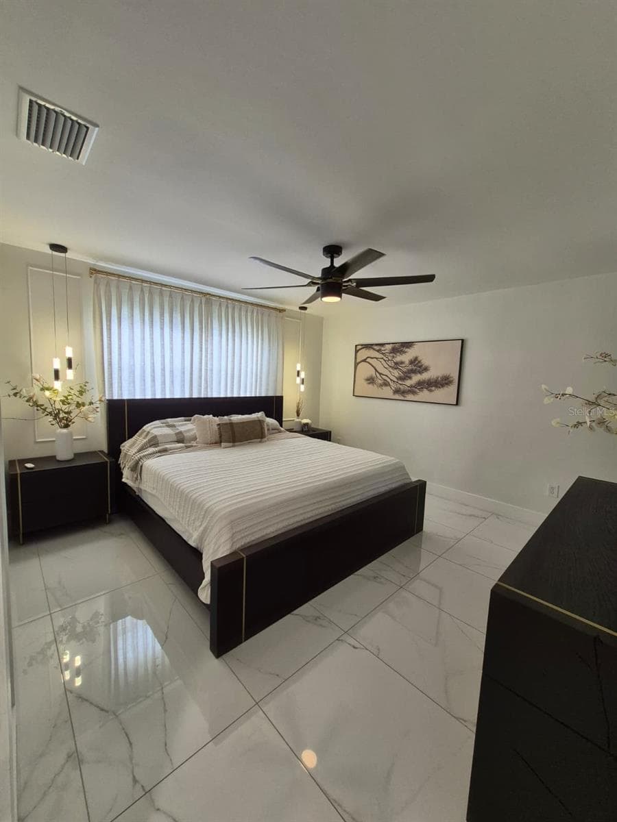 Single Family Residence at 5817 TAMPA SHORES BLVD, TAMPA, photo 13 of 24