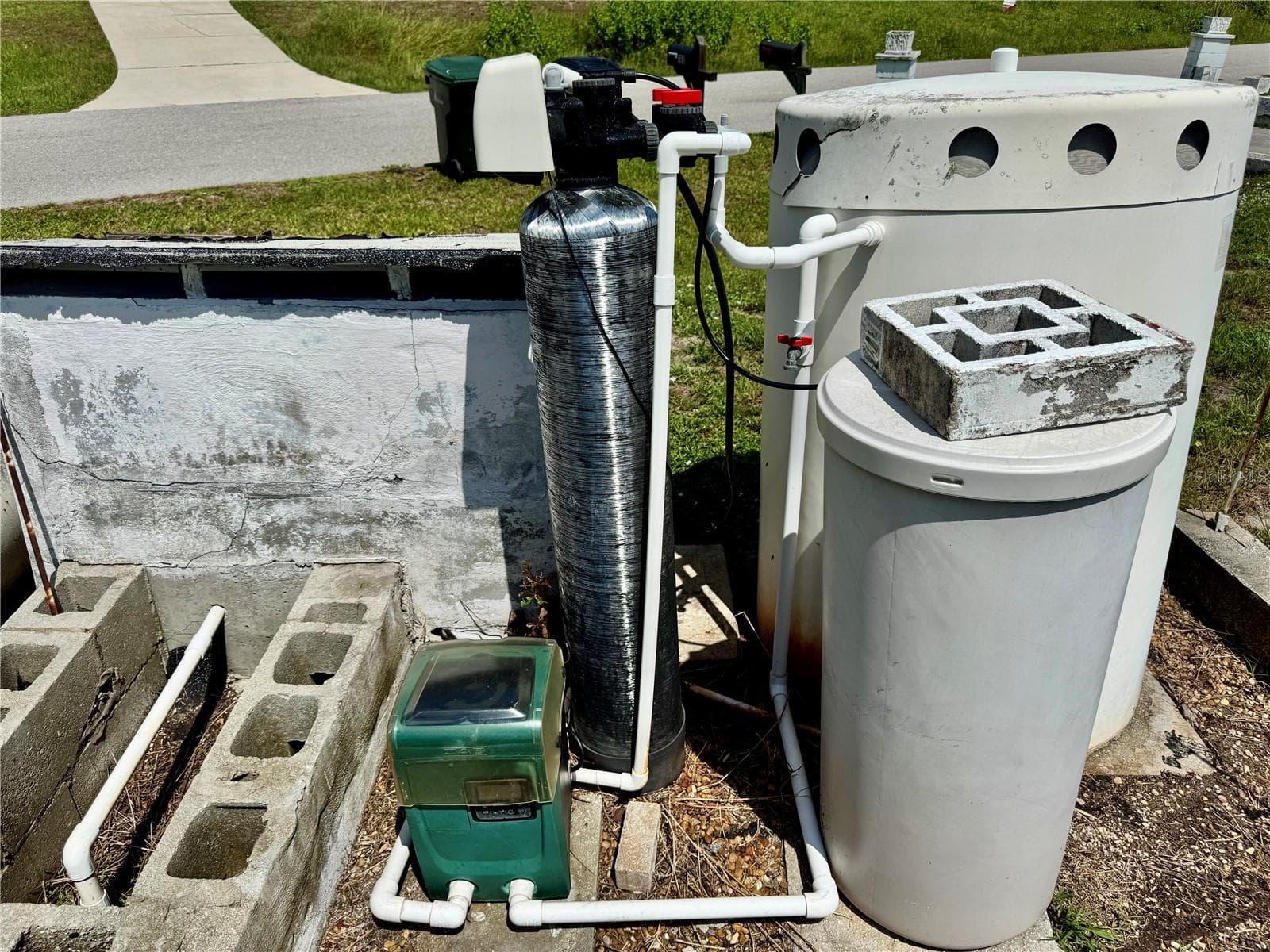 well system - 12100 CAPILLA LN, NORTH PORT