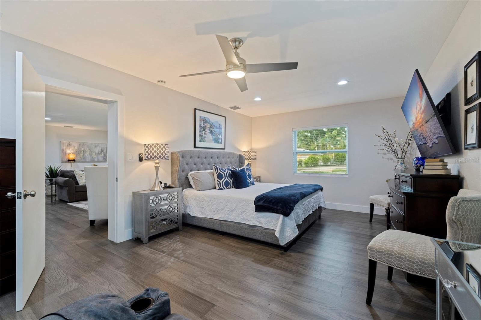 Single Family Residence at 200 PARK ST N, ST PETERSBURG, photo 17 of 56