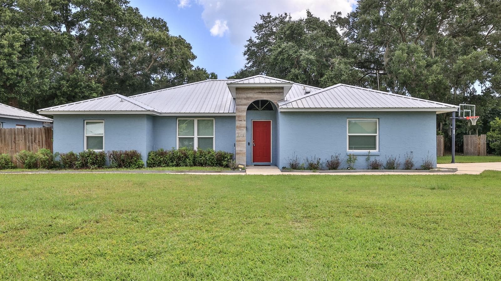 2773 DATE PALM DR