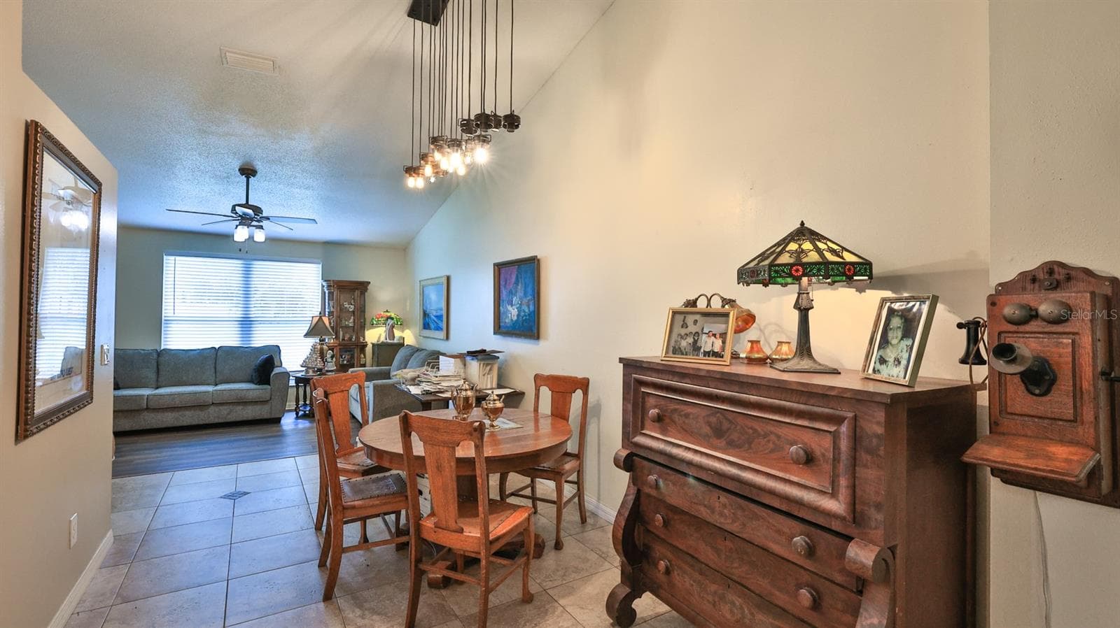 Single Family Residence at 2773 DATE PALM DR, EDGEWATER, photo 9 of 41