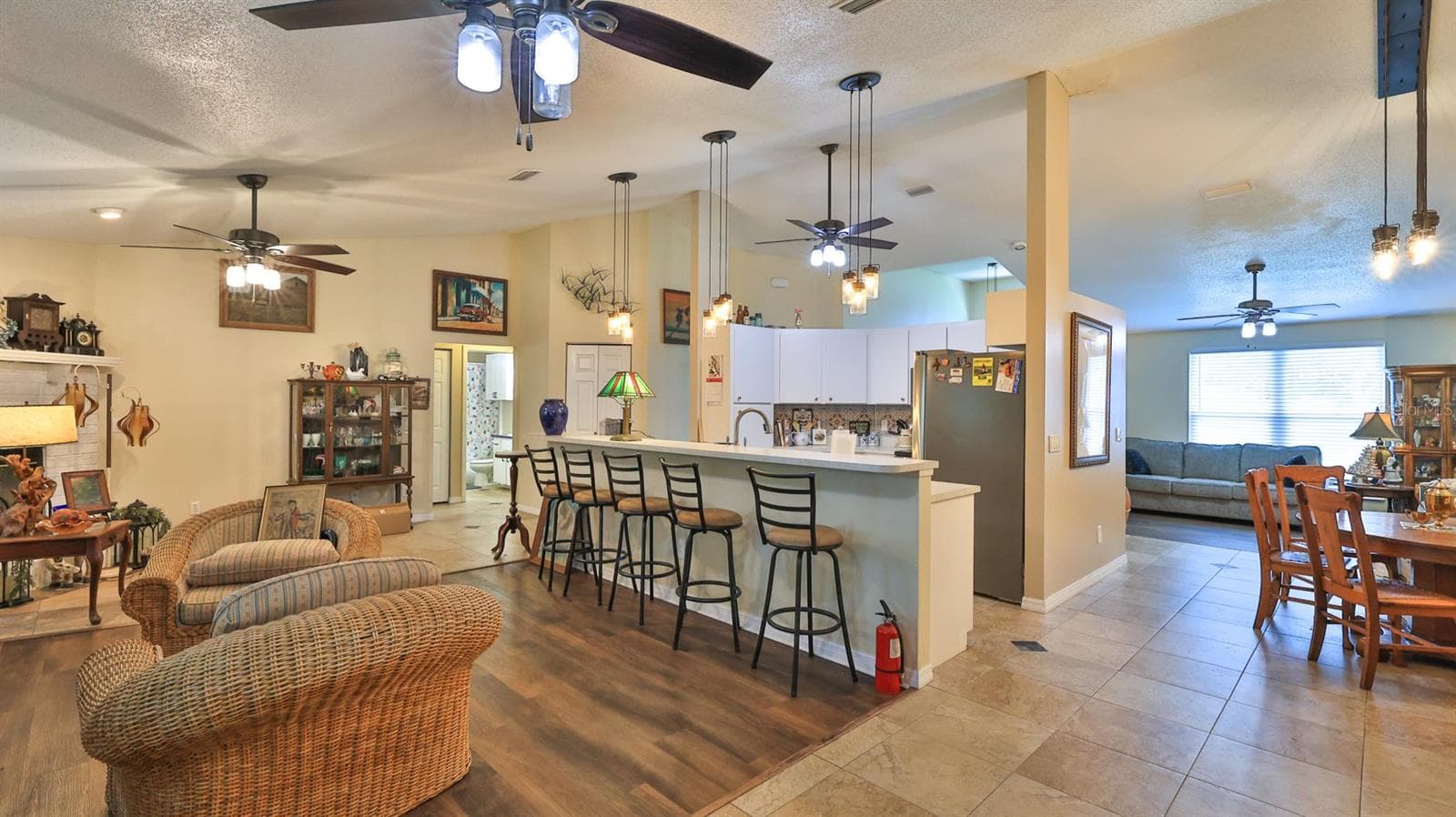 Single Family Residence at 2773 DATE PALM DR, EDGEWATER, photo 11 of 41