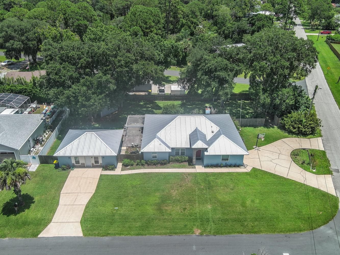 Single Family Residence at 2773 DATE PALM DR, EDGEWATER, photo 37 of 41