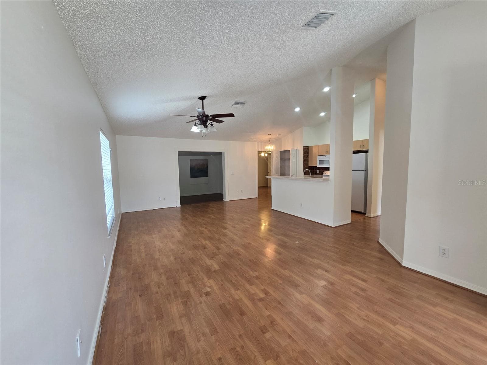 Single Family Residence at 1926 29TH AVE N, ST PETERSBURG, photo 5 of 41
