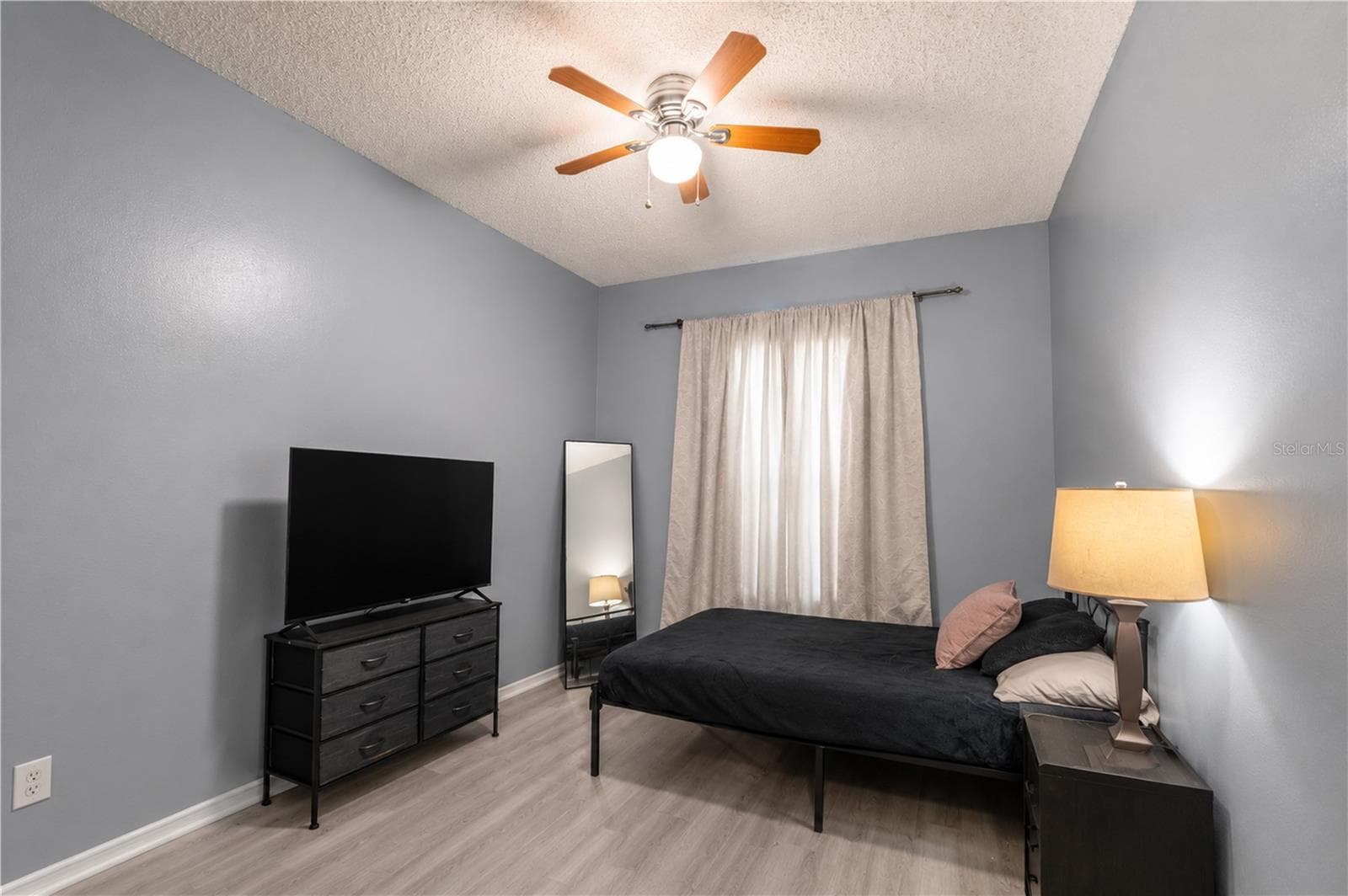 Townhouse at 602 SAINT HENRY DR, BRANDON, photo 10 of 29
