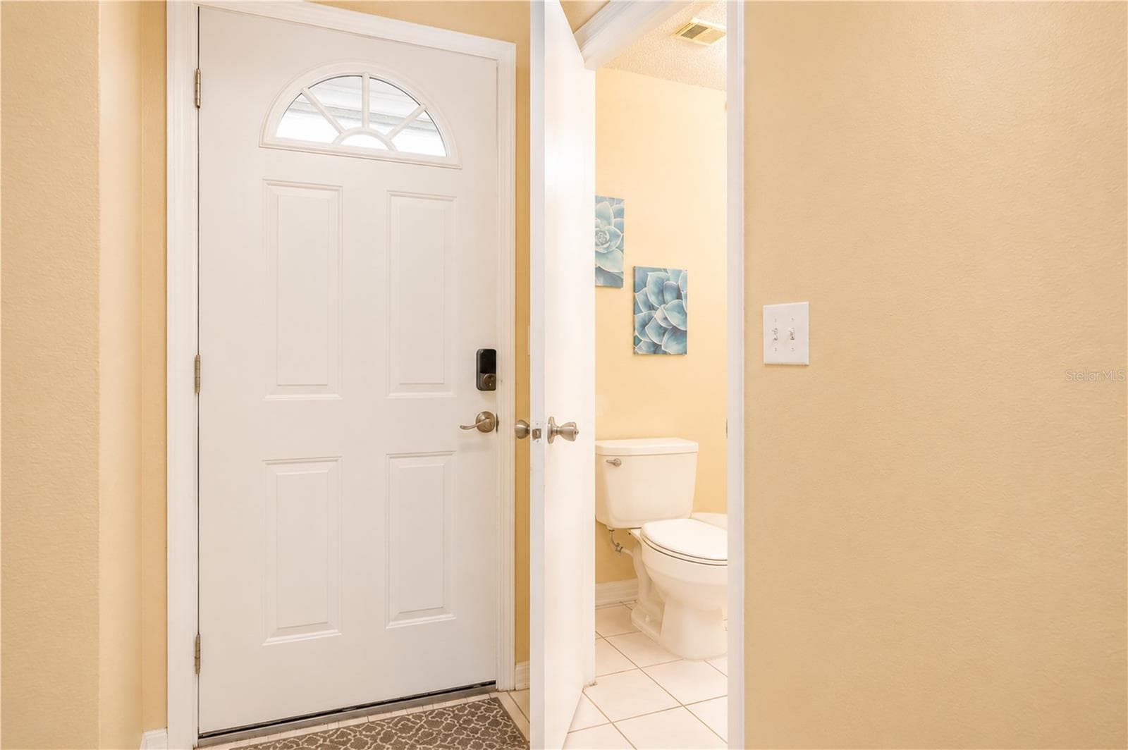 Townhouse at 602 SAINT HENRY DR, BRANDON, photo 14 of 29