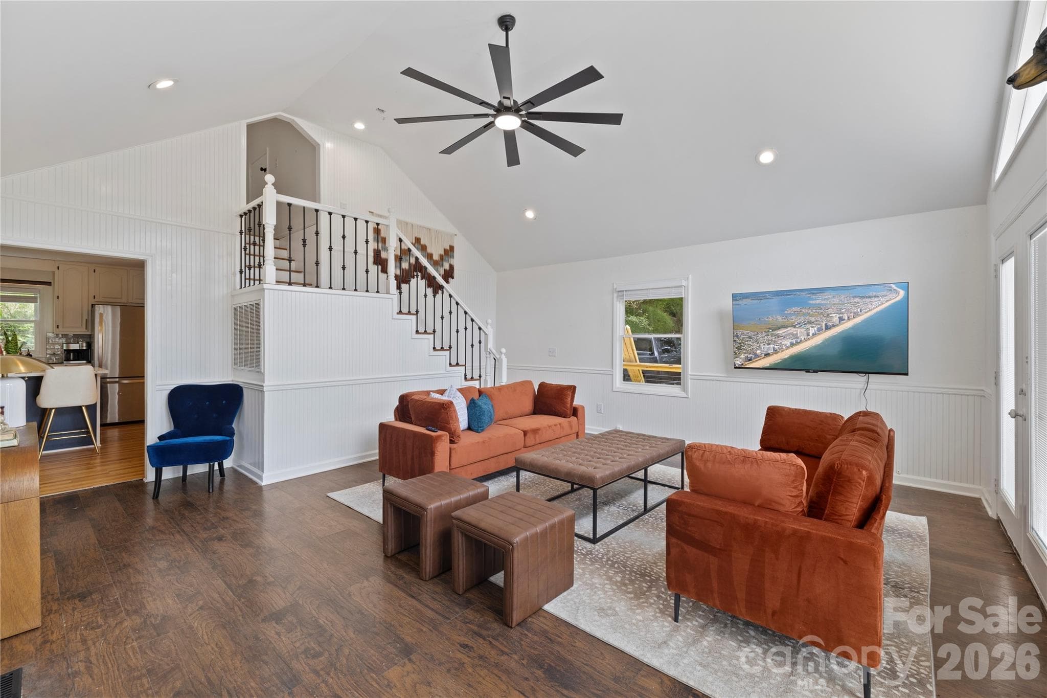 Living Room - 3954 NC 80 Highway, Bakersville