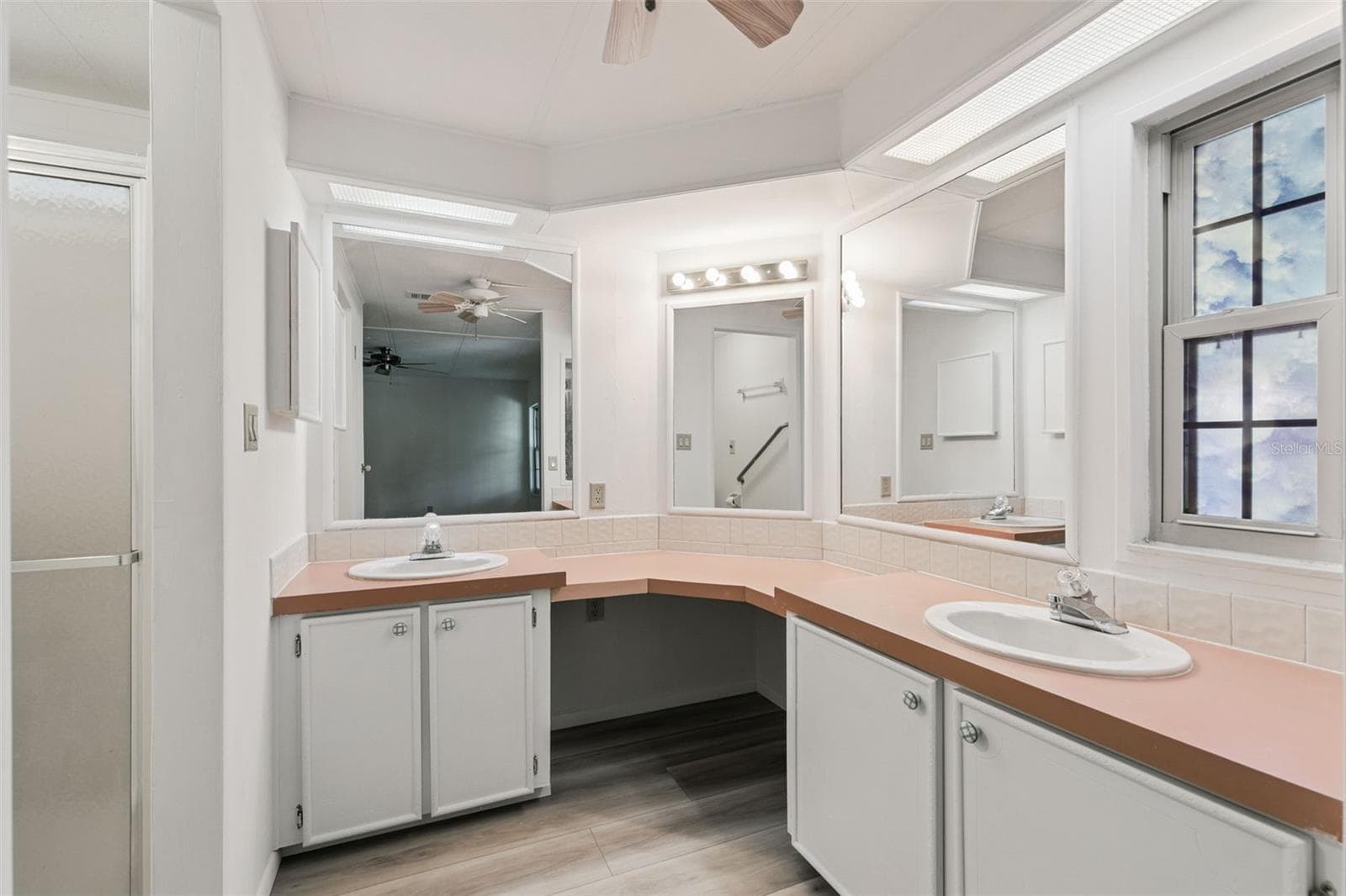 Manufactured Home at 938 BLUE HERON BLVD, OSTEEN, photo 14 of 42