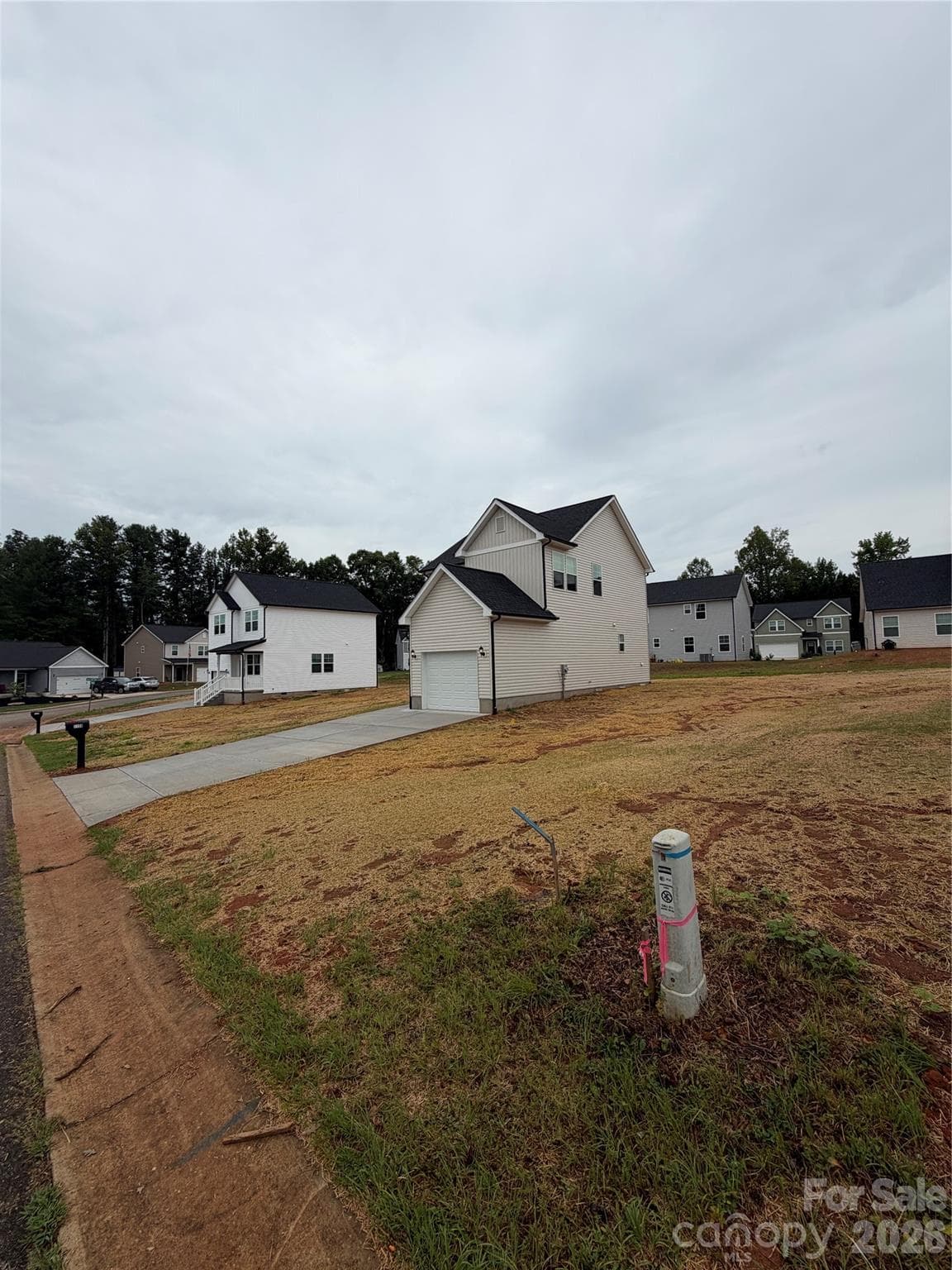 Single Family Residence at 1159 Summerhill Street SW, Lenoir, photo 2 of 14