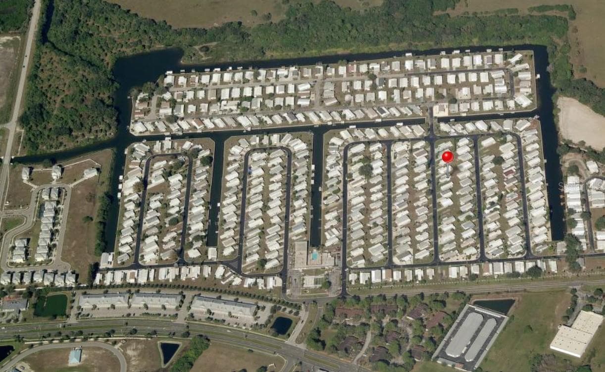 Excellent Apollo Beach Location – Ideally situated in the desirable Caribbean Isles Residential Cooperative, just minutes from Tampa Bay, shopping, dining, marinas, medical facilities, I-75, and everything the Tampa Bay area has to offer. - 119 SAINT PIERRES WAY, APOLLO BEACH