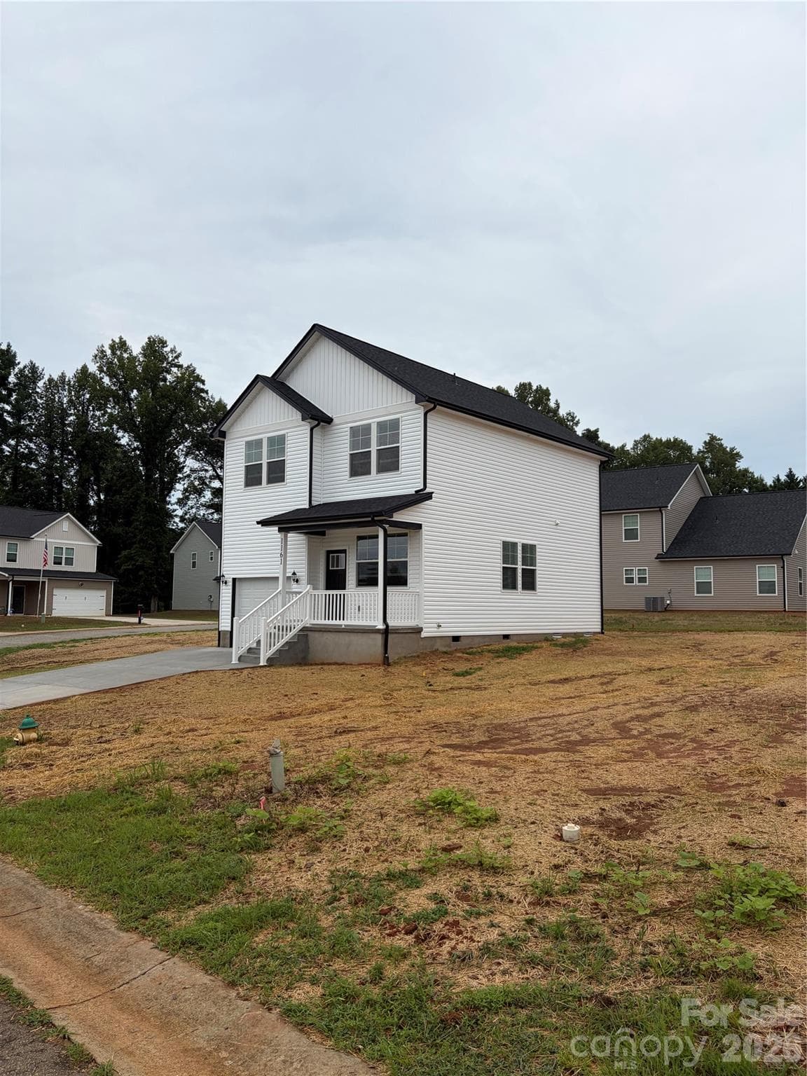 Single Family Residence at 1161 Summerhill Street SW, Lenoir, photo 2 of 15