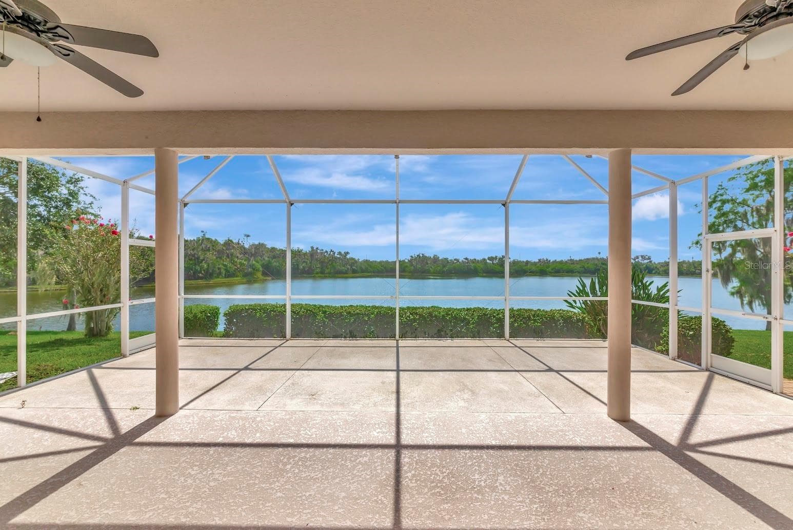 Single Family Residence at 2012 ISLAND ESTATES DR, PARRISH, photo 5 of 29