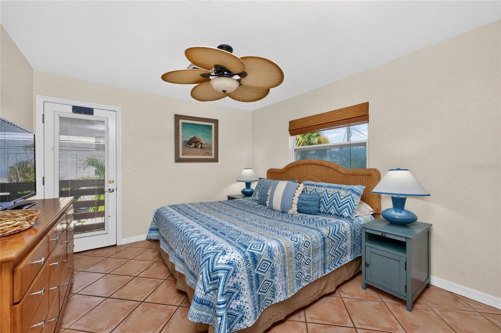 1120 Gulf Blvd - Main House - Suite 5 Bedroom 2 - 1120 GULF BLVD, ENGLEWOOD
