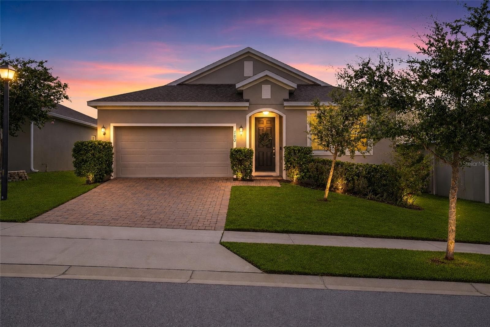 180 JENSEN DR