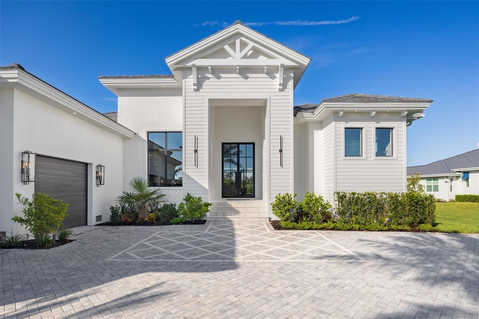 Single Family Residence at 15850 HAMPTON VIEW CT, FORT MYERS, photo 8 of 50