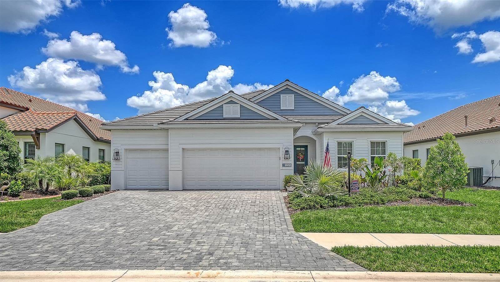 Single Family Residence at 13509 DEEP BLUE PL, BRADENTON