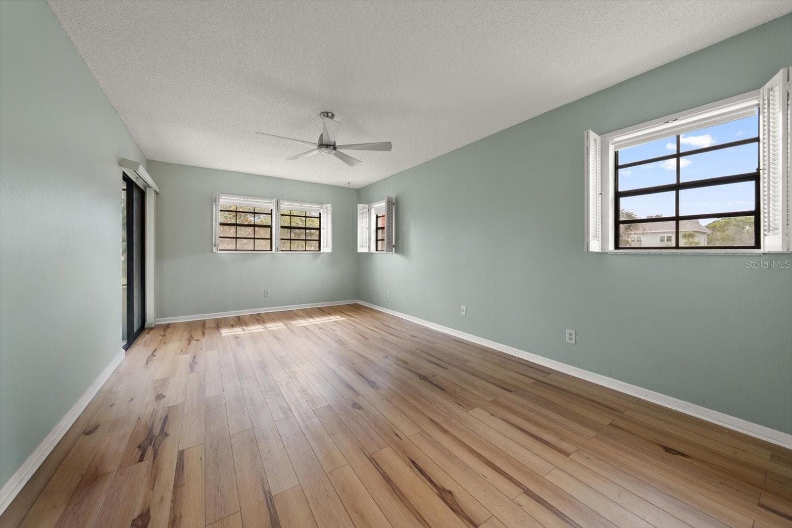Condominium at 1750 BELLEAIR FOREST DR #B8, BELLEAIR, photo 26 of 43