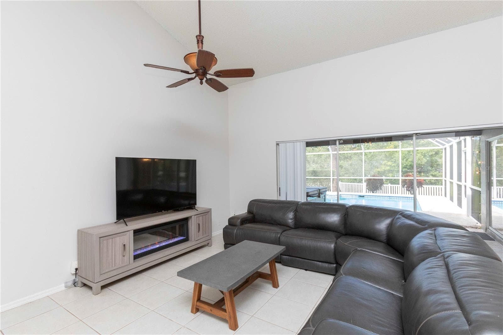 Single Family Residence at 7201 FORESTEDGE CT, NEW PORT RICHEY, photo 14 of 39
