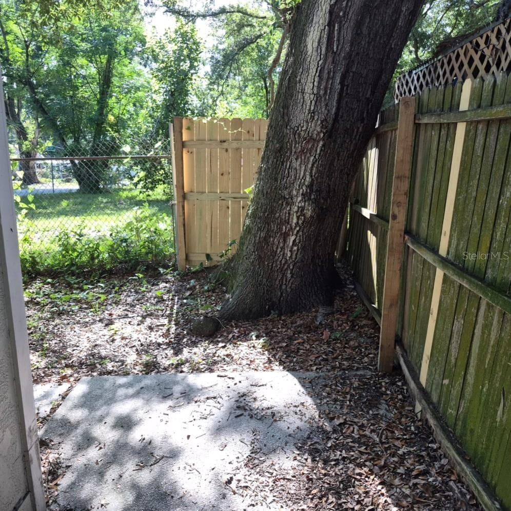 Single Family Residence at 7409 RHODE ISLAND DR, TAMPA, photo 15 of 16