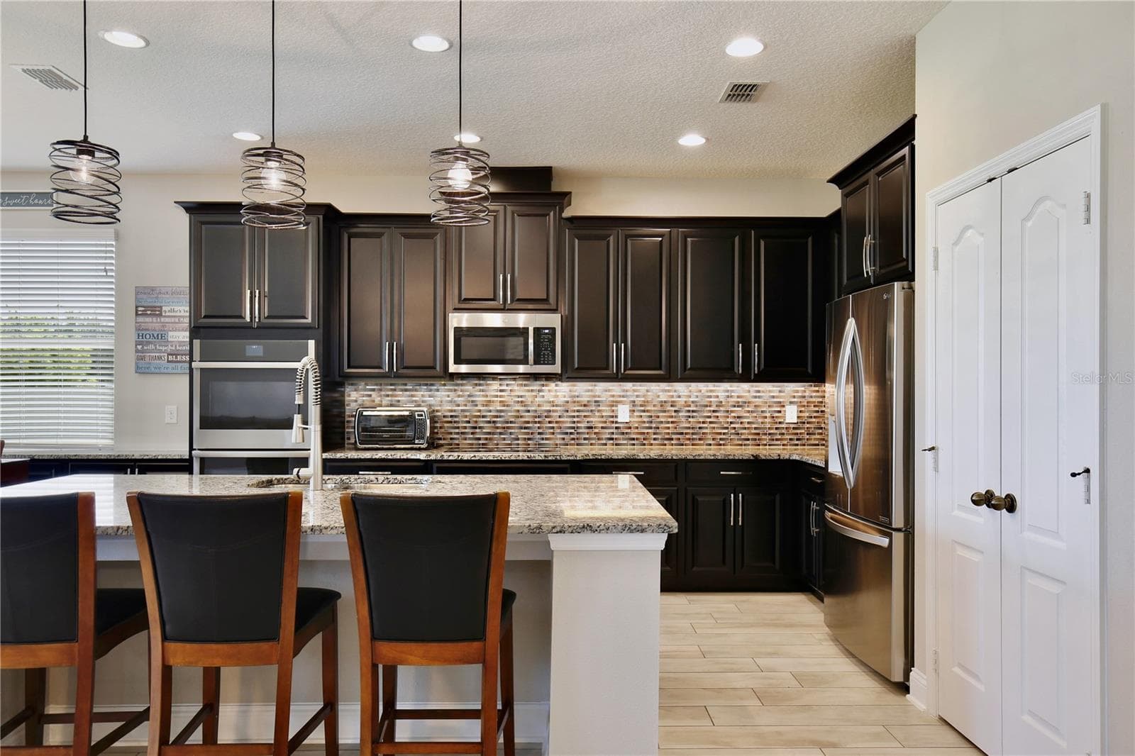 GOURMET STYLE KITCHEN - 3266 KAYAK WAY, ORLANDO