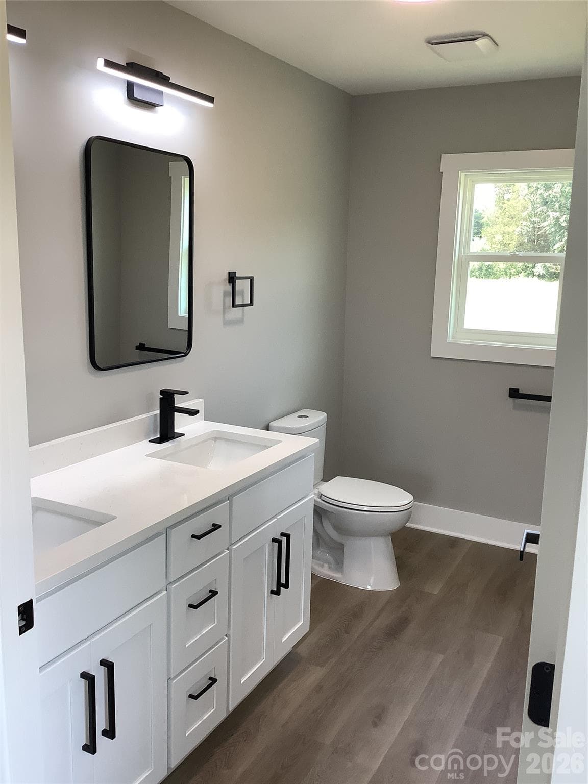 Primary Bath - 401 Oak Grove Road, Kings Mountain