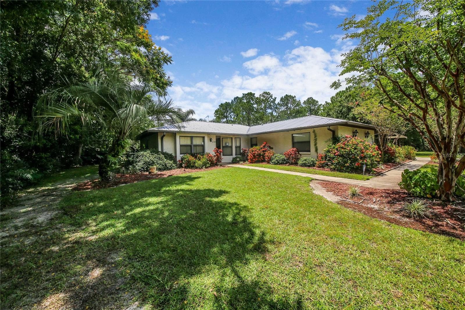 Single Family Residence at 6168 ARBOREA DR, INDIAN LAKE ESTATES, photo 4 of 53