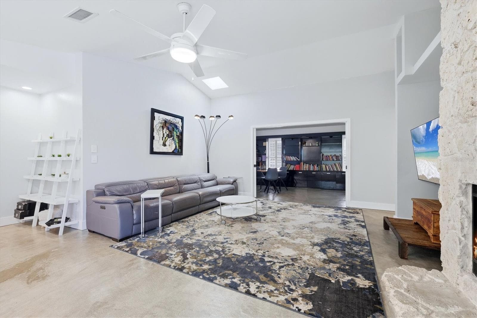 View of the Den Located directly off of the Family Room - 3900 TORREY PINES BLVD, SARASOTA