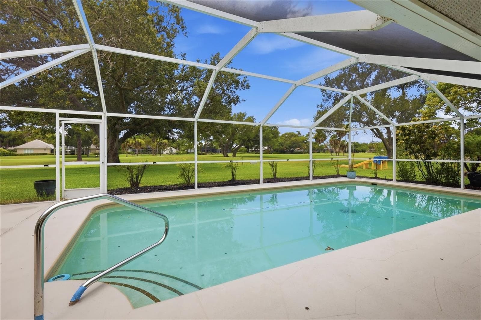 Oversized Pool - 3900 TORREY PINES BLVD, SARASOTA