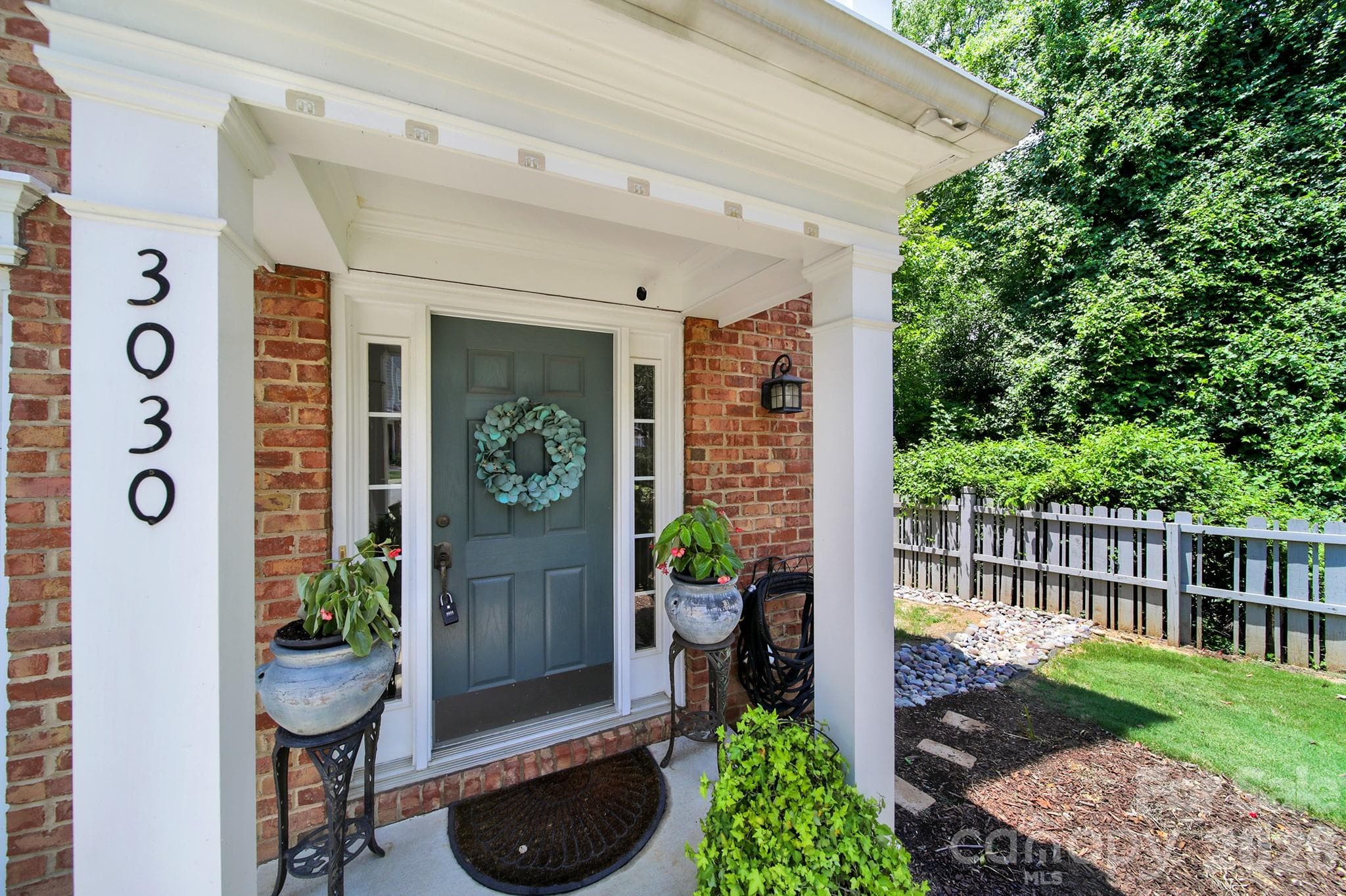 Townhouse at 3030 Castleberry Court, Charlotte, photo 2 of 31