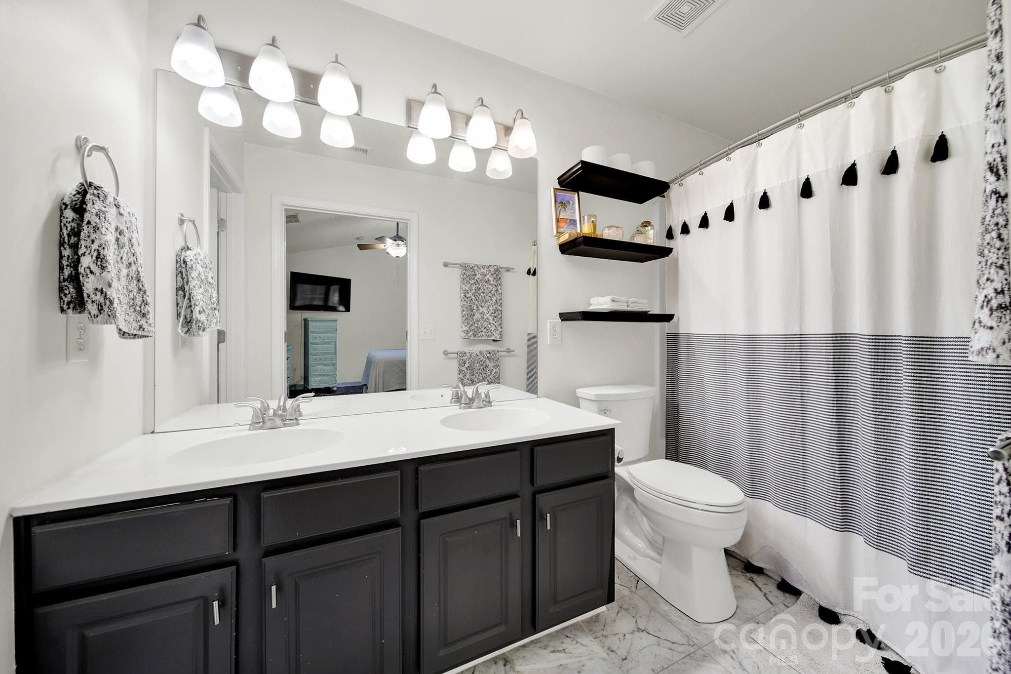 Townhouse at 3030 Castleberry Court, Charlotte, photo 20 of 31