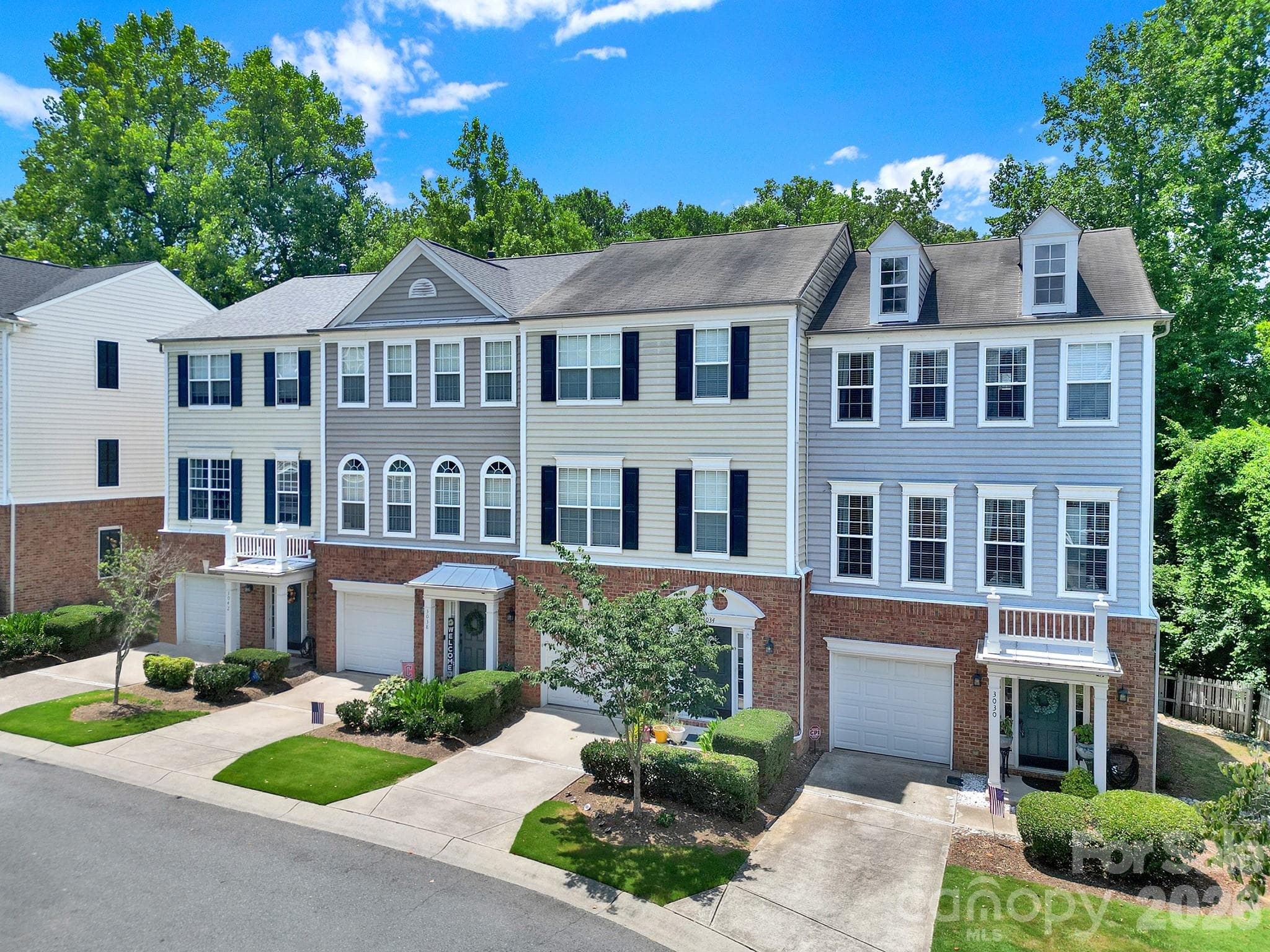 Townhouse at 3030 Castleberry Court, Charlotte, photo 30 of 31