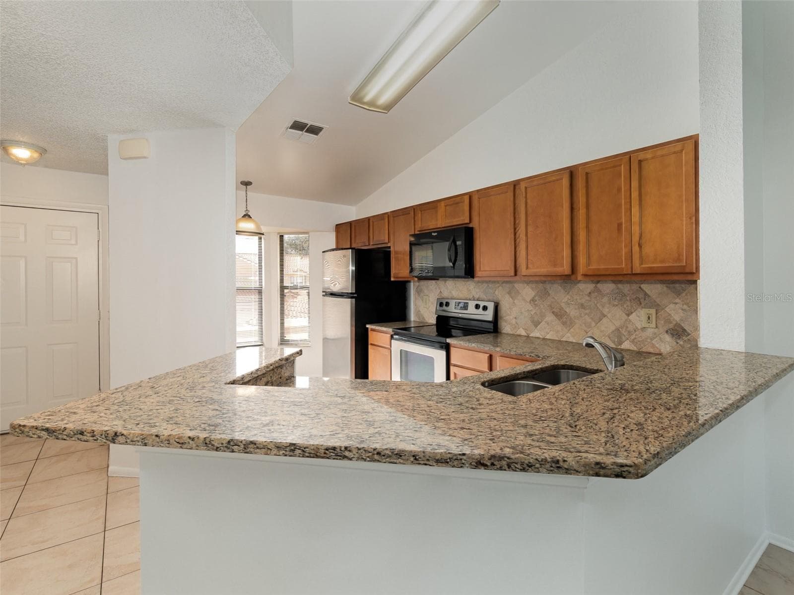 Condominium at 7654 SUGAR BEND DR DR #7654, ORLANDO, photo 6 of 28