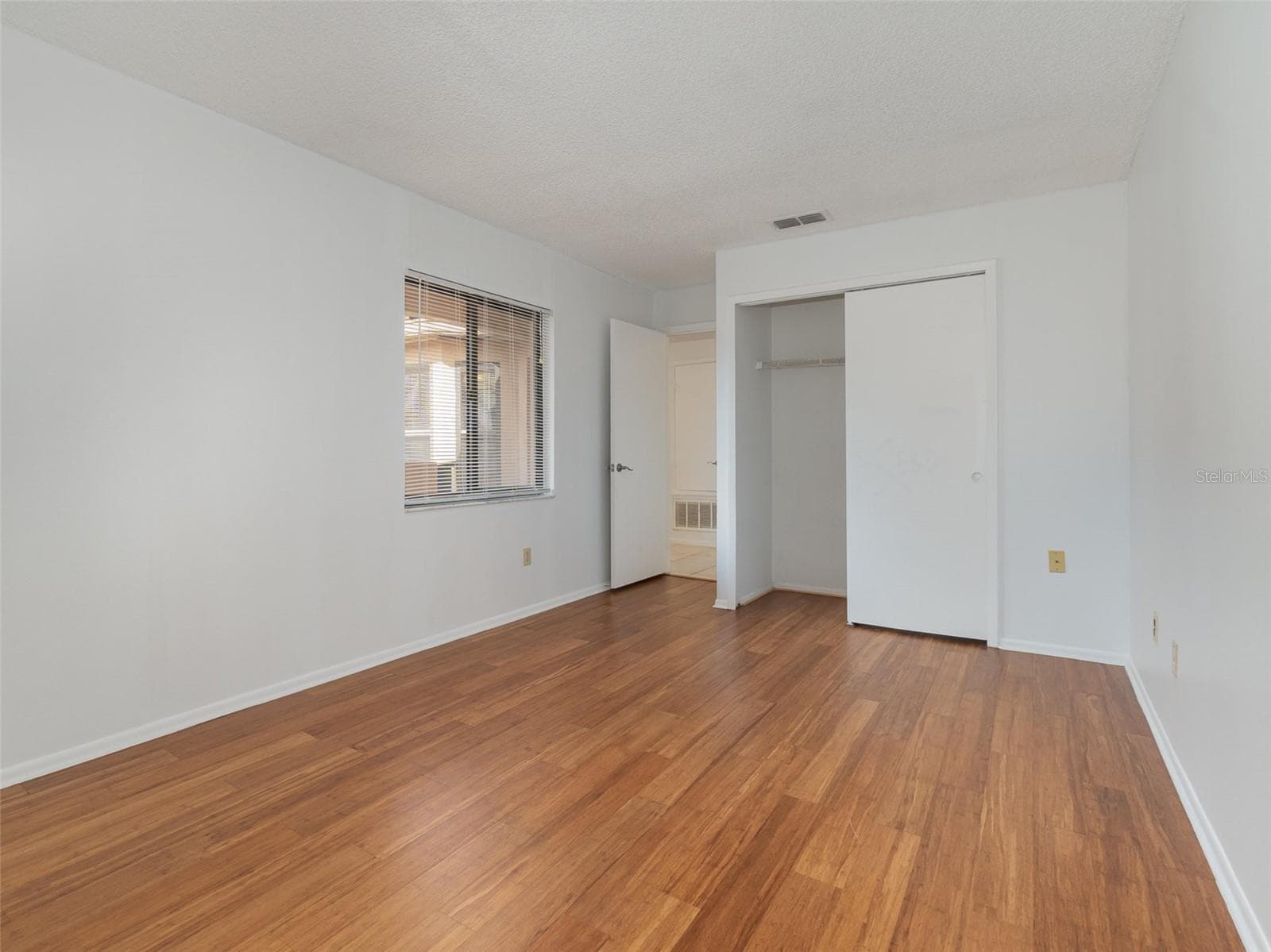 Condominium at 7654 SUGAR BEND DR DR #7654, ORLANDO, photo 13 of 28