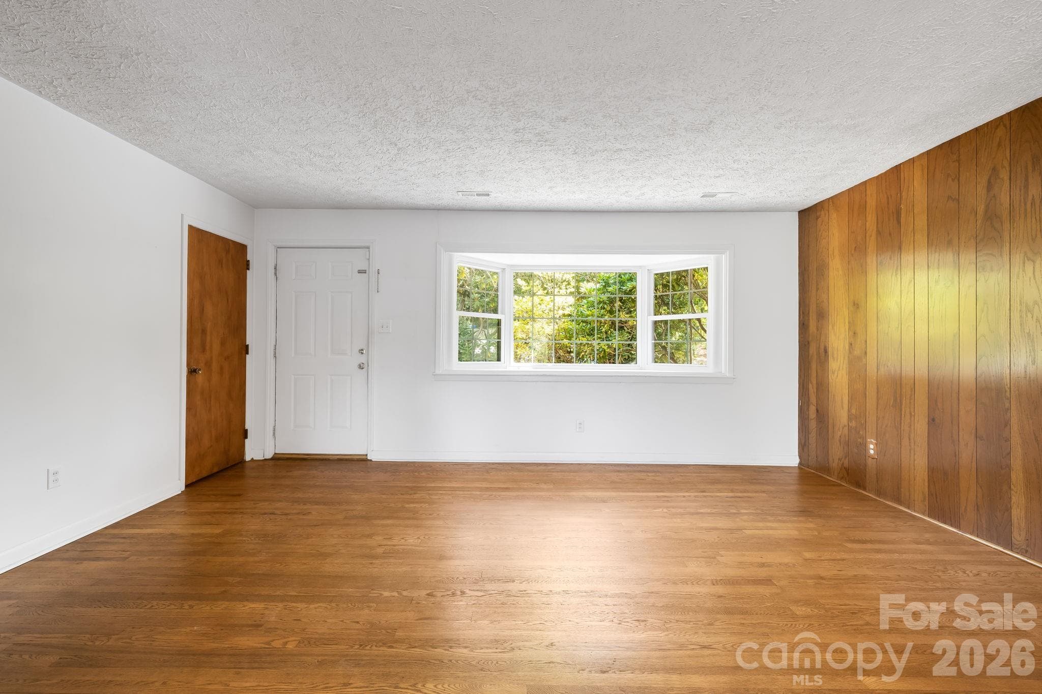 Single Family Residence at 63 Baker Place, Asheville, photo 10 of 48