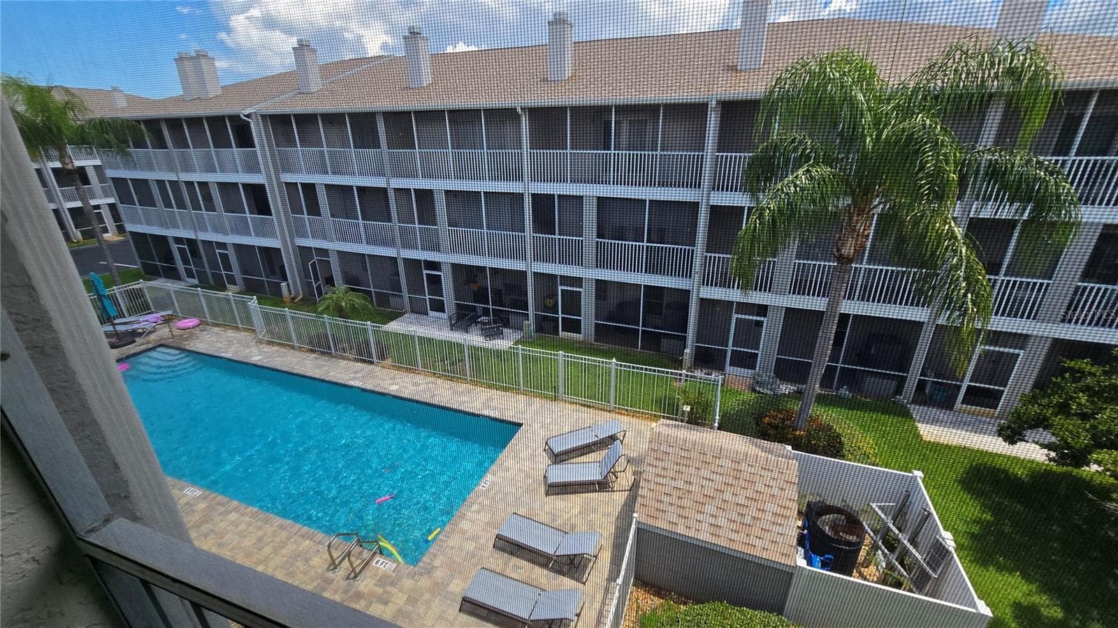 Townhouse at 521 PINELLAS BAYWAY S #206, TIERRA VERDE, photo 28 of 41