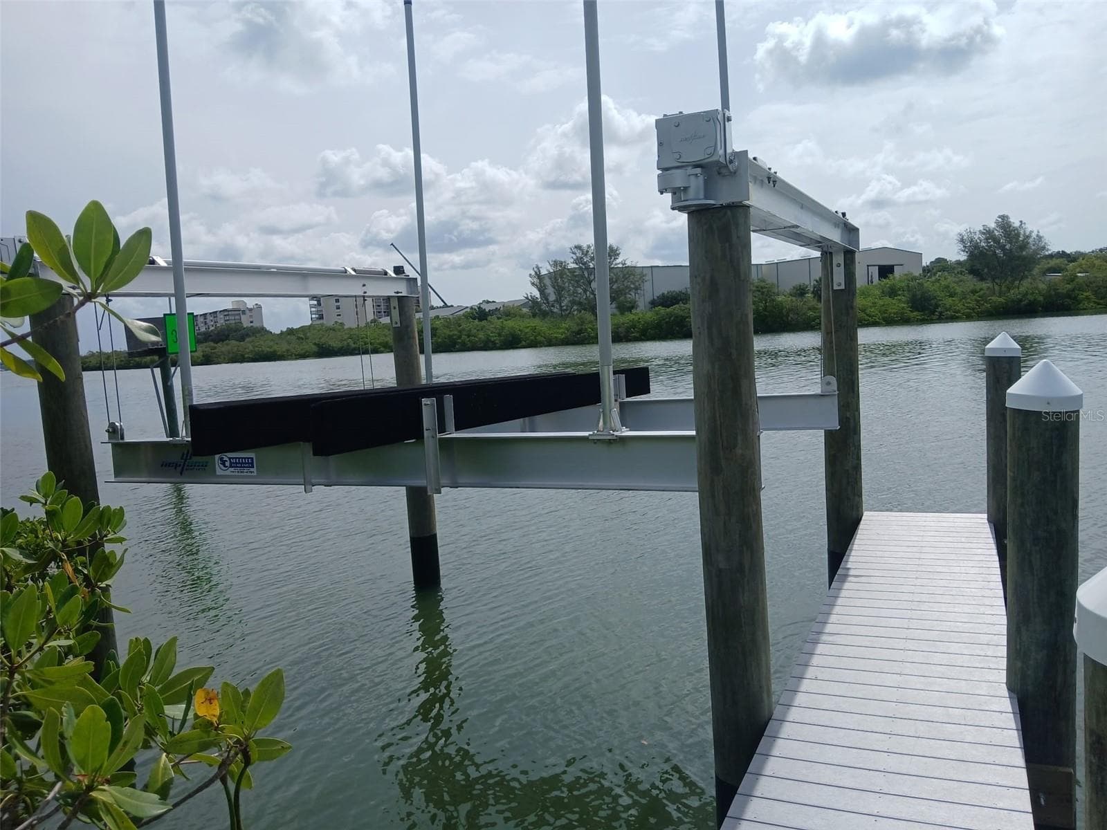 Single Family Residence at 70 GULF BLVD, INDIAN ROCKS BEACH, photo 4 of 77