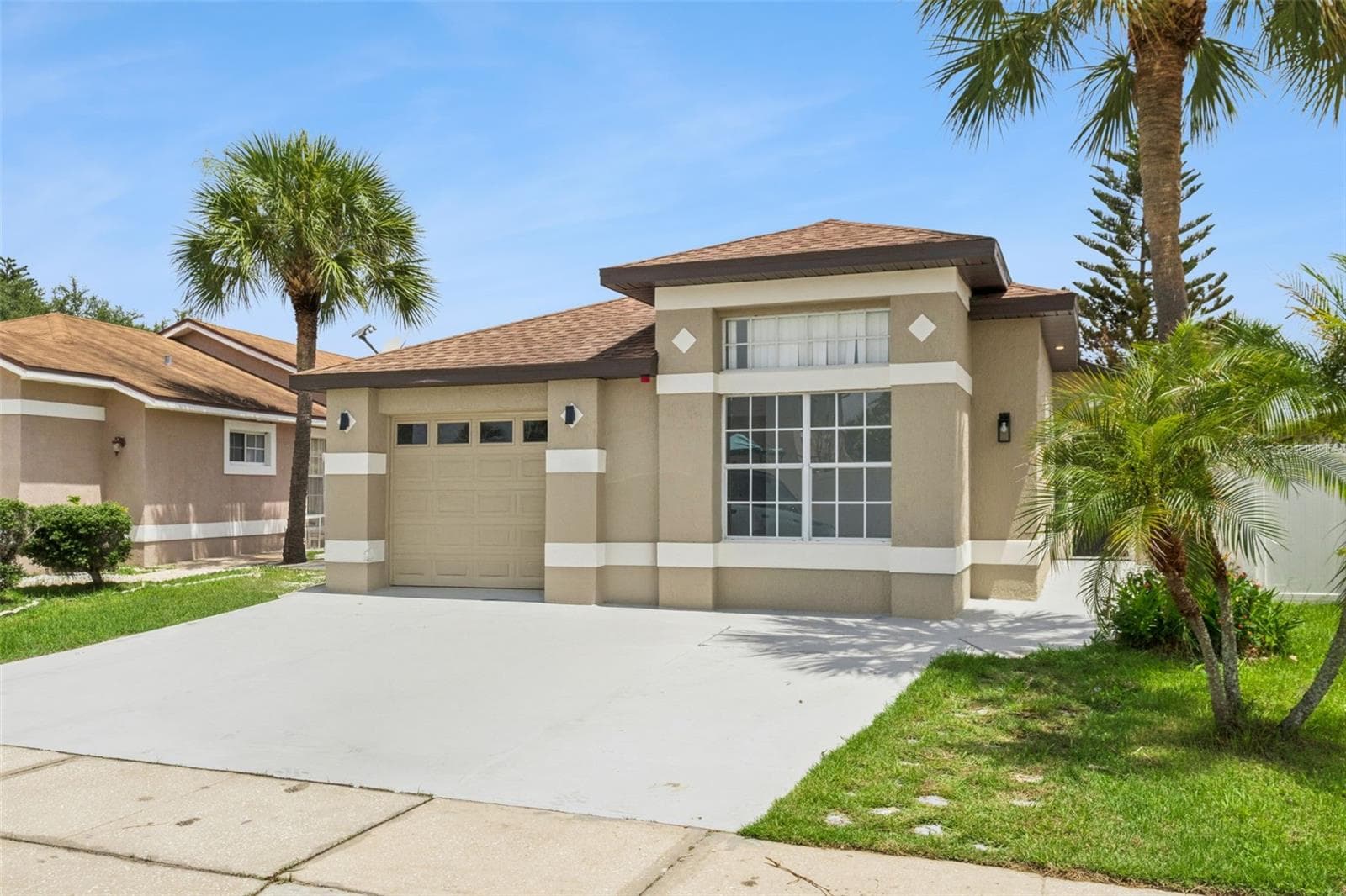 Single Family Residence at 2625 WALDEN CT, KISSIMMEE, photo 2 of 21