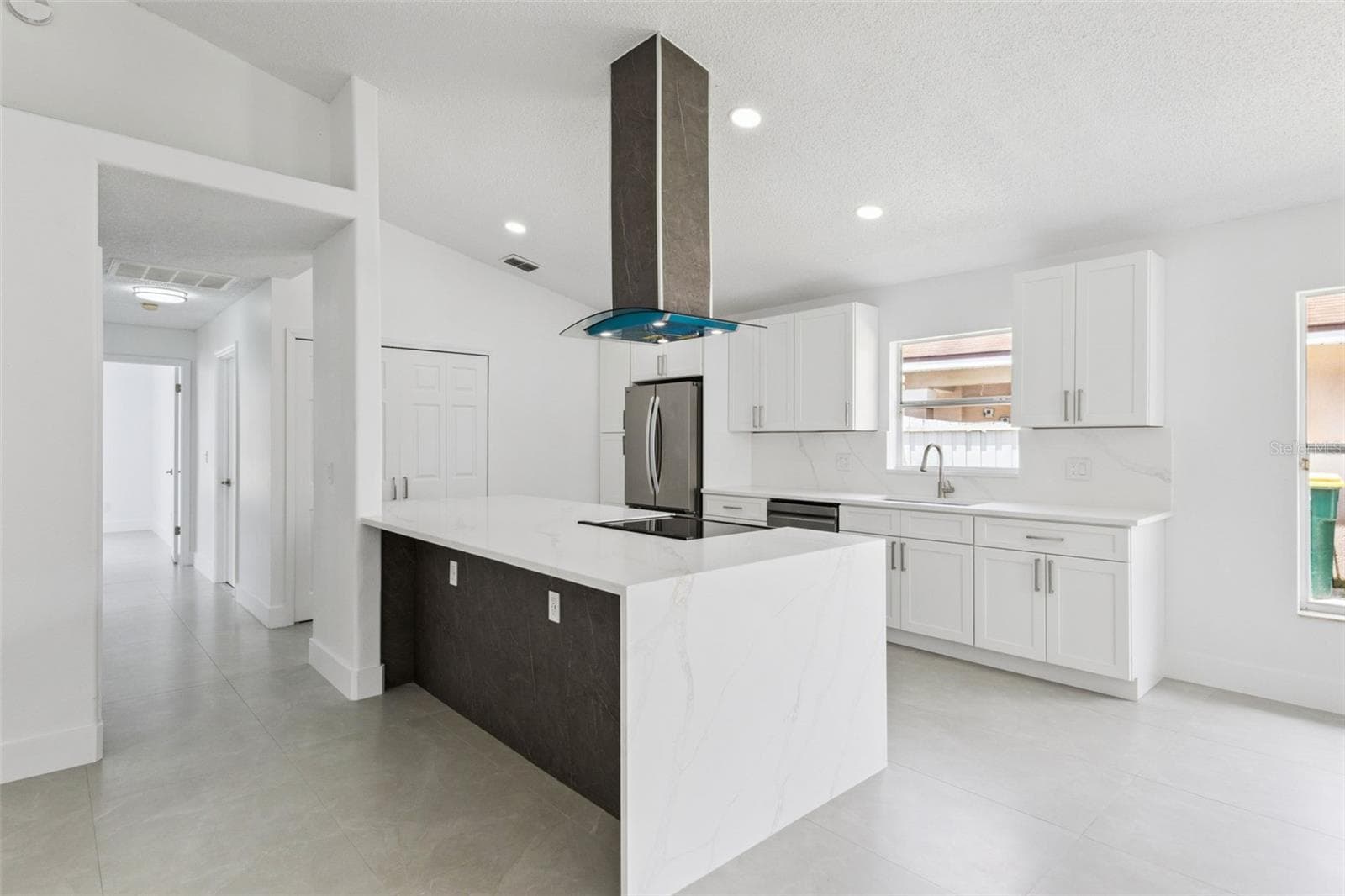 Single Family Residence at 2625 WALDEN CT, KISSIMMEE, photo 3 of 21