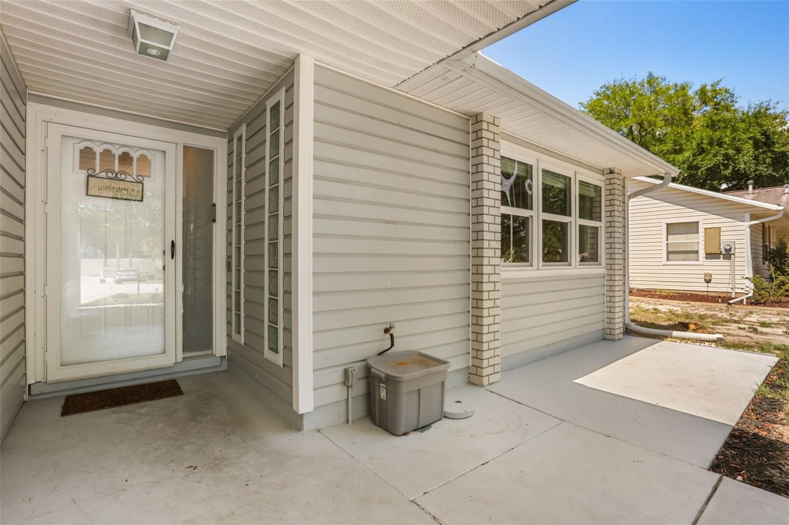 Single Family Residence at 1305 MORAY CT, LEESBURG, photo 4 of 50