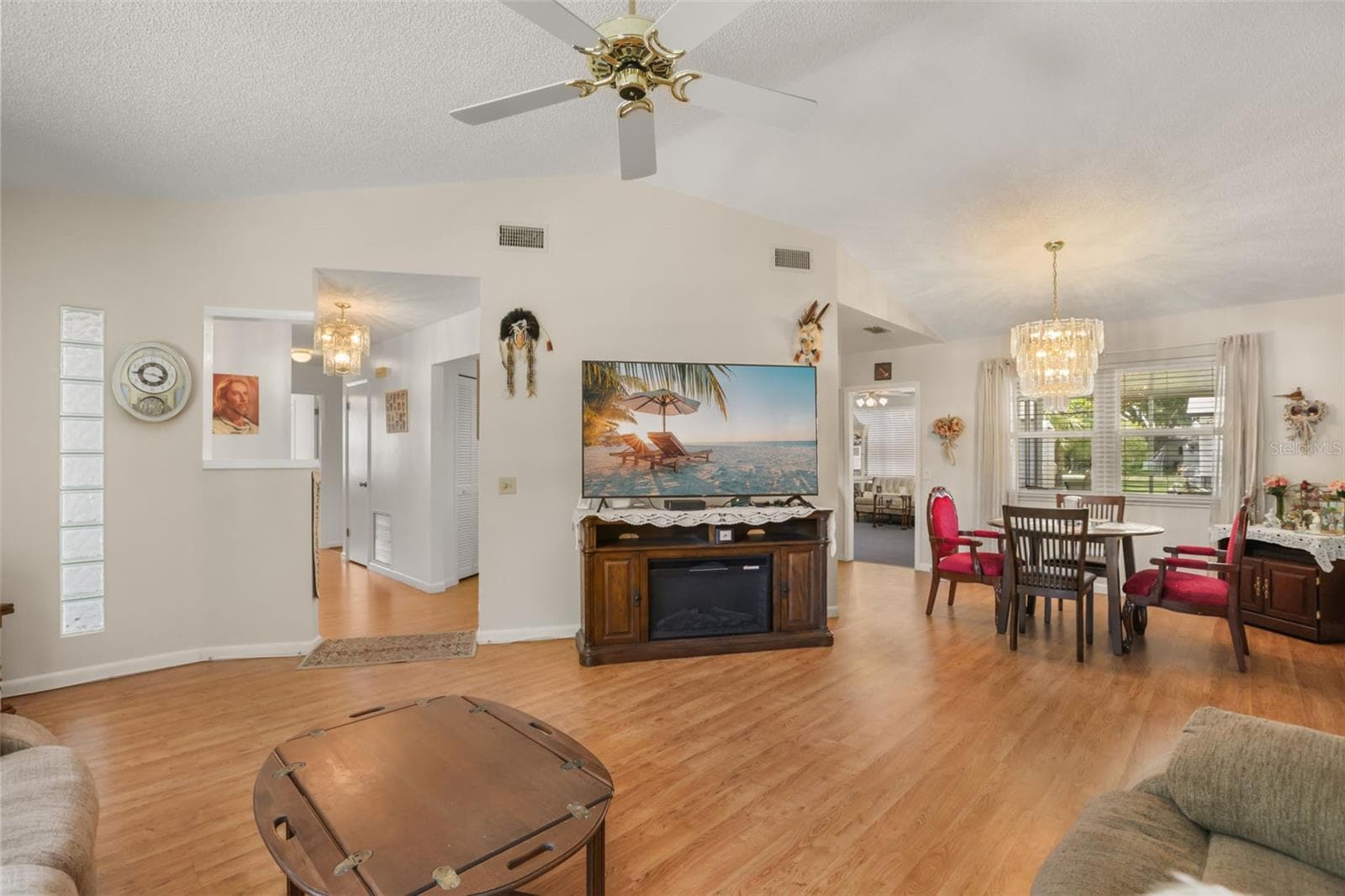 Single Family Residence at 1305 MORAY CT, LEESBURG, photo 6 of 50