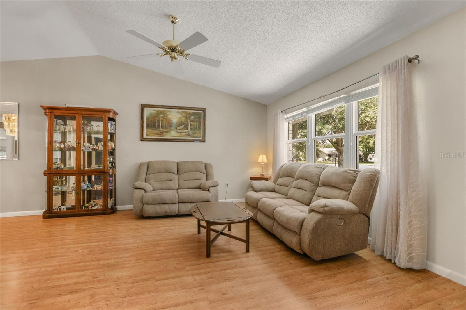 Single Family Residence at 1305 MORAY CT, LEESBURG, photo 7 of 50