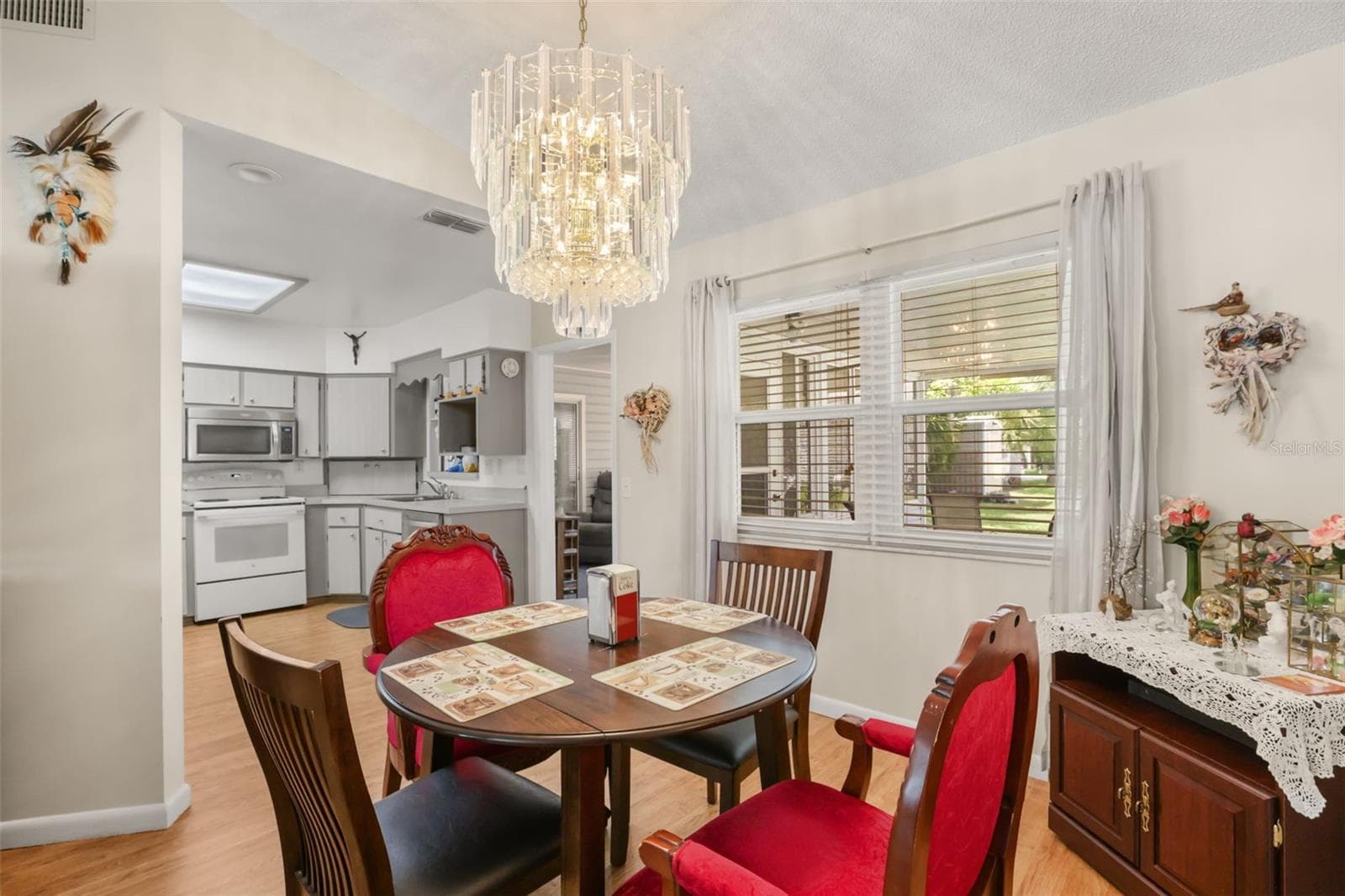 Single Family Residence at 1305 MORAY CT, LEESBURG, photo 10 of 50